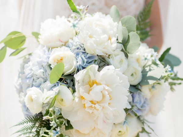 Hoa cưới cẩm tú cầu: Tình cảm chân thành của cô dâu mới